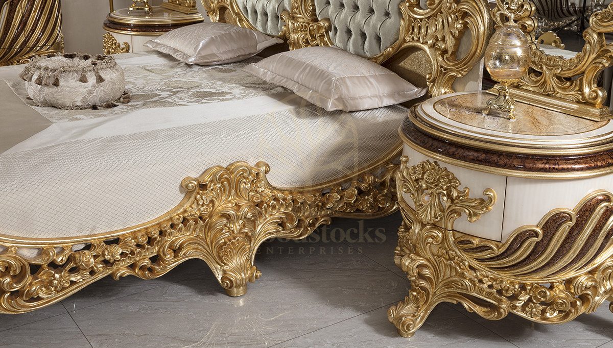Royal Sparta Hand Carved Teak King Size Bed, Saharanpur, view 3