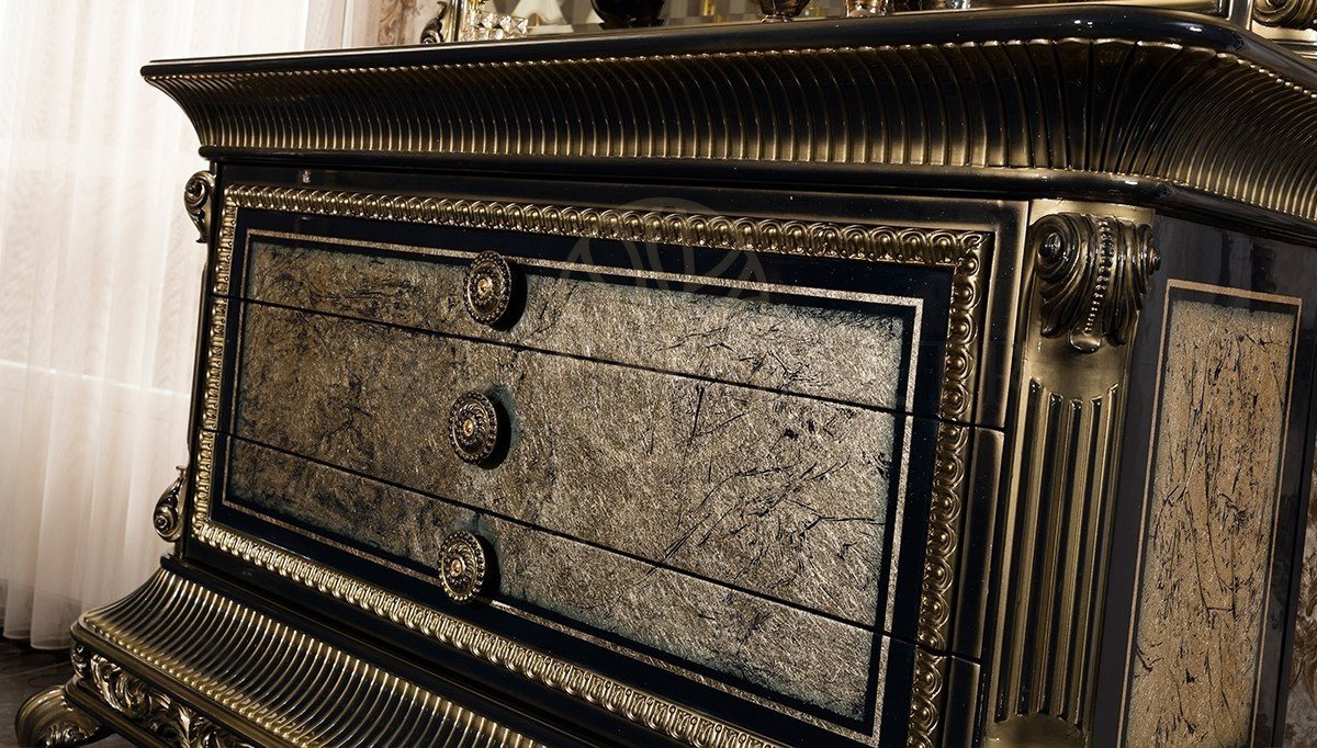 Royal Sadrazam Hand Carved Teak King Size Bed, Saharanpur, view 7