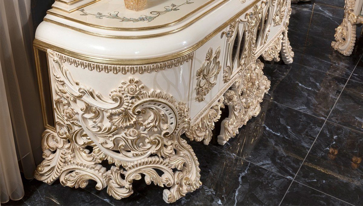 Royal Karahan Hand Carved Teak TV Cabinet, Saharanpur, view 2