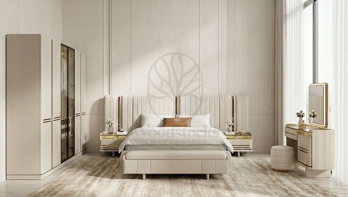 Luxury Icon Handcrafted Teak King Size Bed, Saharanpur, view 3