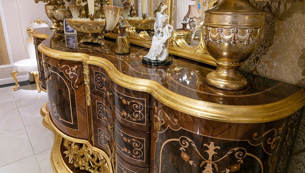 Royal Harezm Hand Carved Teak Dining Table Set, Saharanpur, view 7