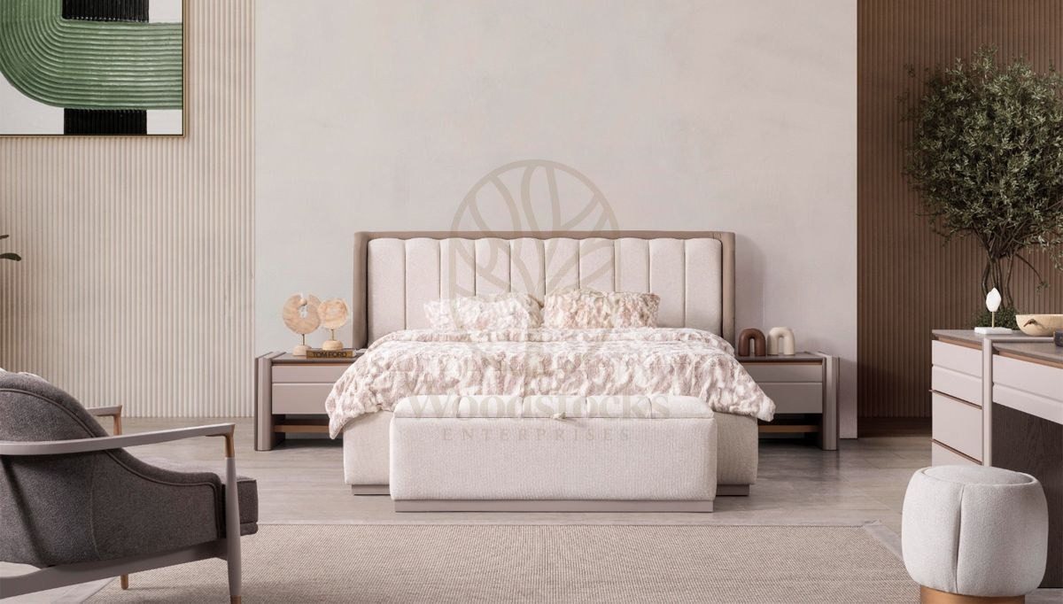 Luxury Sidney Handcrafted Teak King Size Bed, Saharanpur, view 4