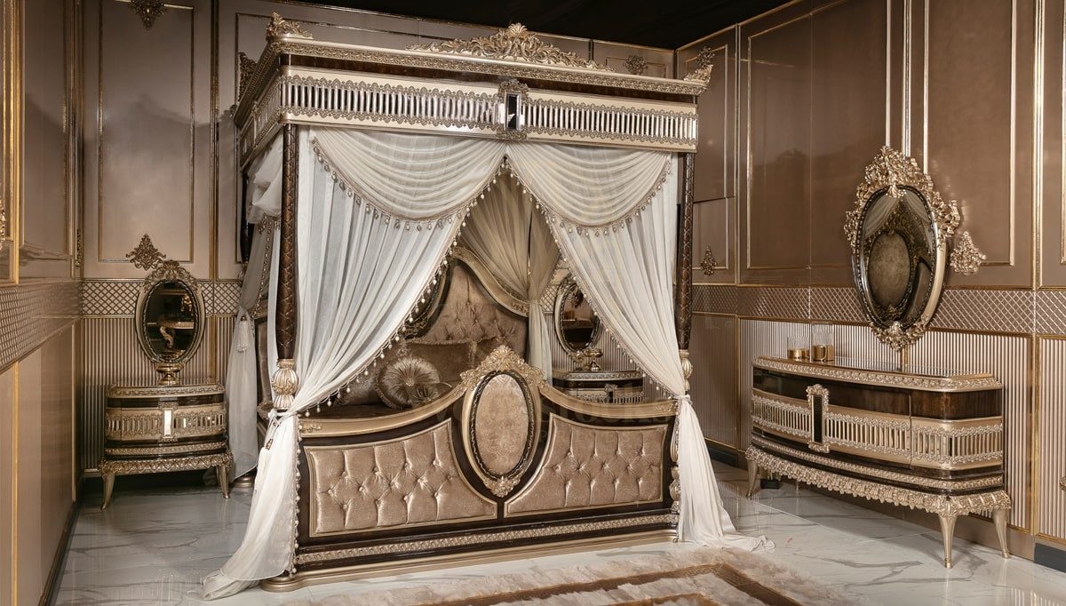 Royal Elviyon Hand Carved Teak King Size Bed, Saharanpur, Four Poster Bed