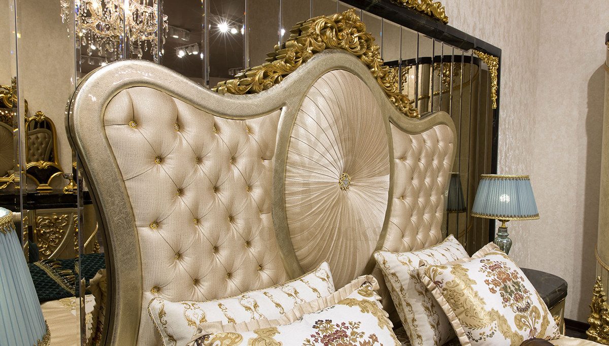 Royal Boston Hand Carved Teak King Size Bed, Saharanpur, view 9