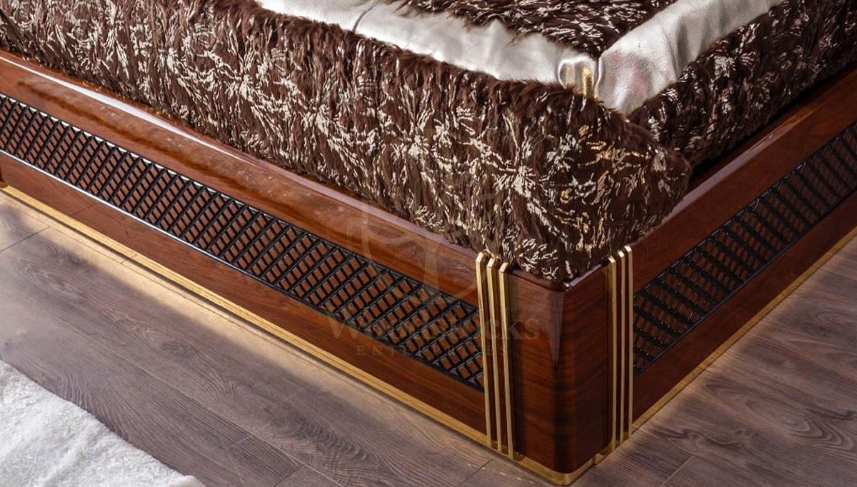 Luxury Lavender Handcrafted Teak King Size Bed, Saharanpur, view 10