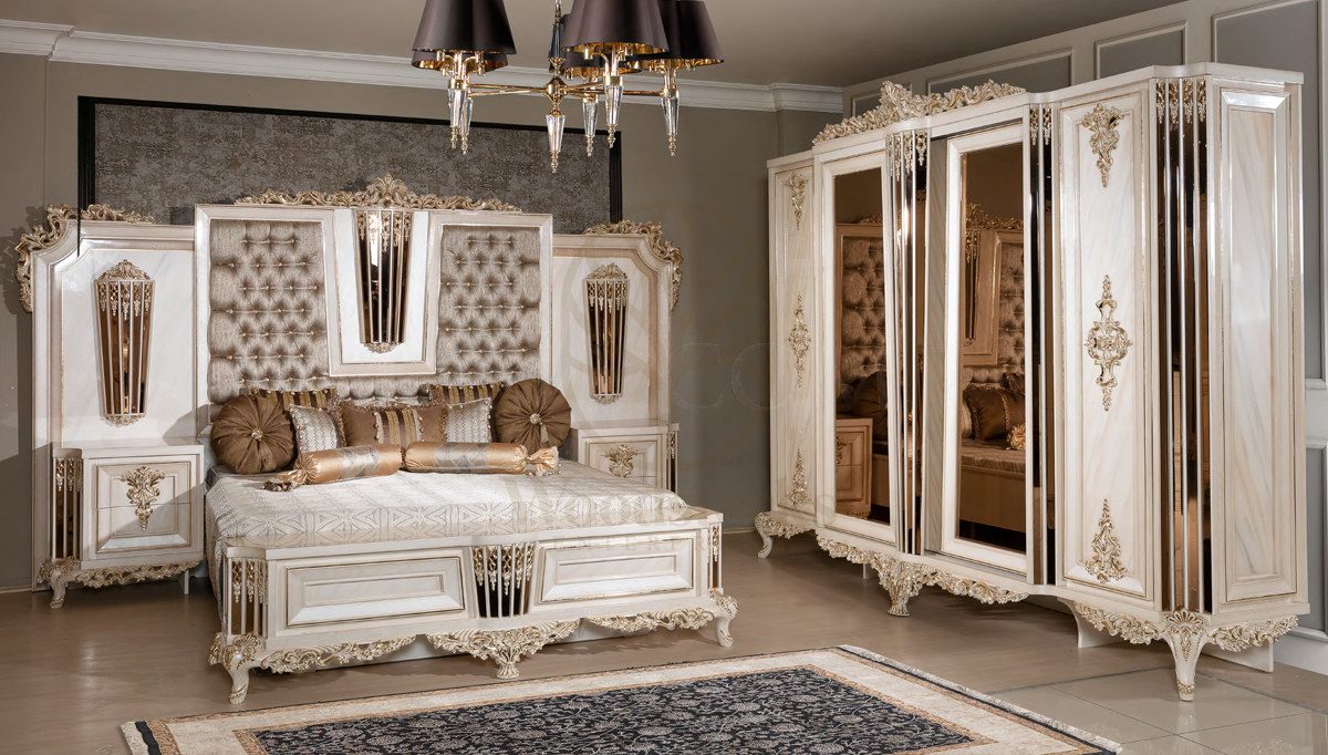 Royal Vitton White Hand Carved Teak King Size Bed, Saharanpur, King Size Bed