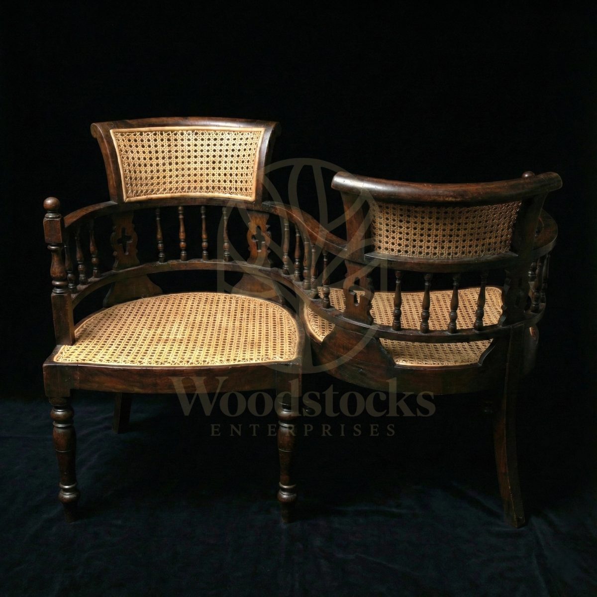 Luxury Teak Victorian Verandah Loveseat, Saharanpur, Sofa Set