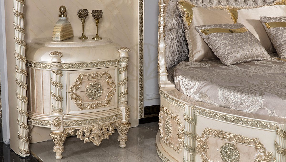 Royal Mazender Hand Carved Teak King Size Bed II, Saharanpur, view 3