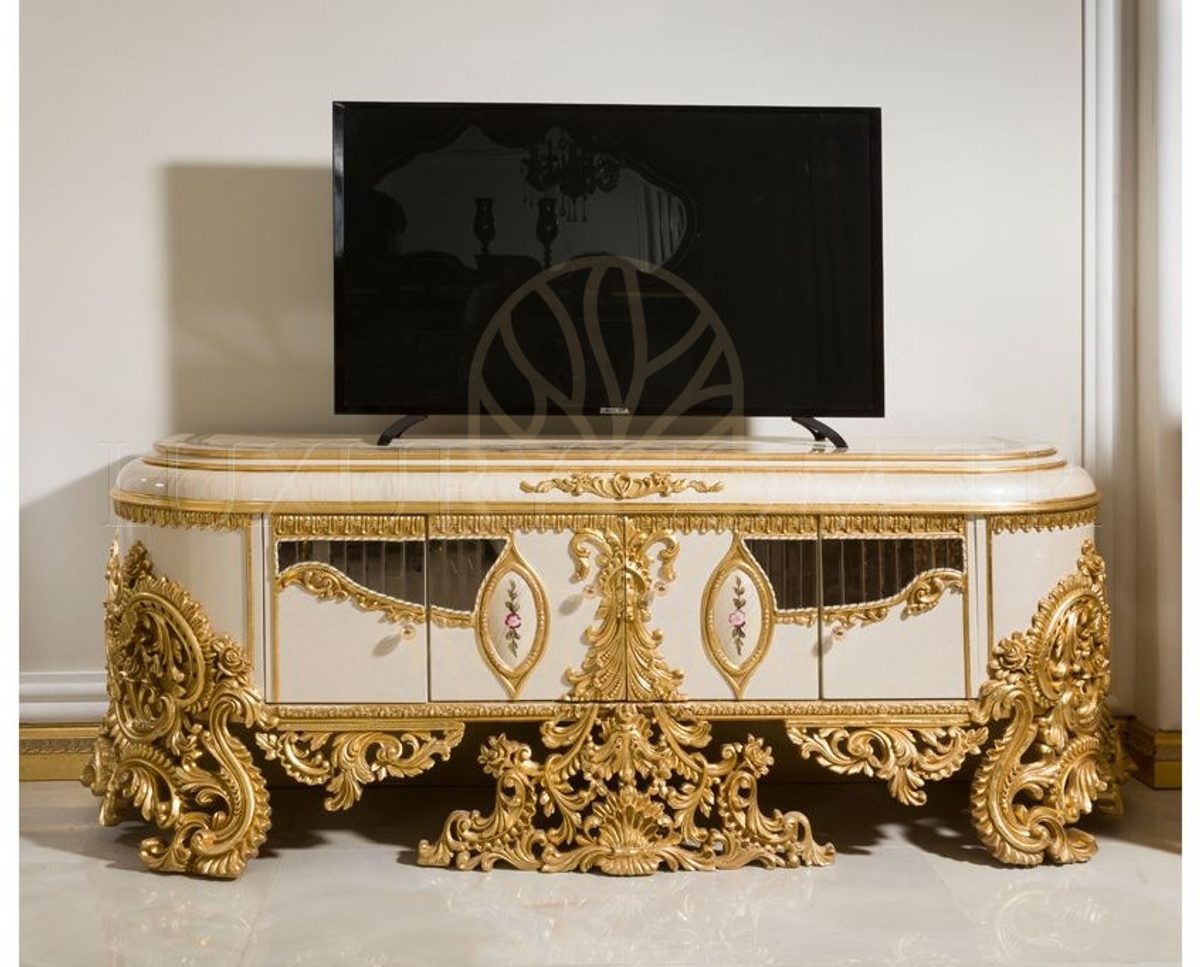 Royal Ayasofya Hand Carved Teak TV Cabinet II, Saharanpur, view 3