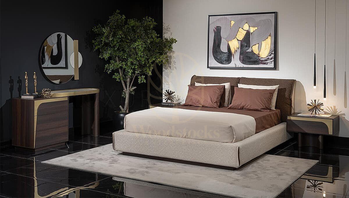 Luxury Niva Beige Brown Handcrafted Teak King Size Bed, Saharanpur, view 2