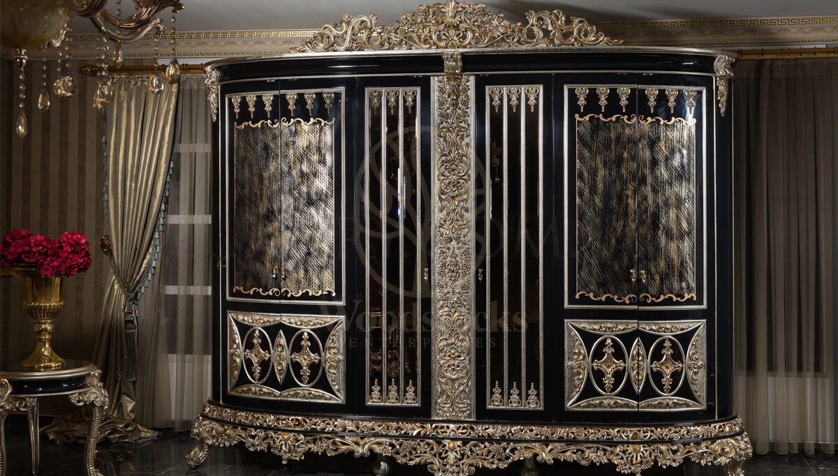 Royal Altay Black Hand Carved Teak King Size Bed, Saharanpur, view 5