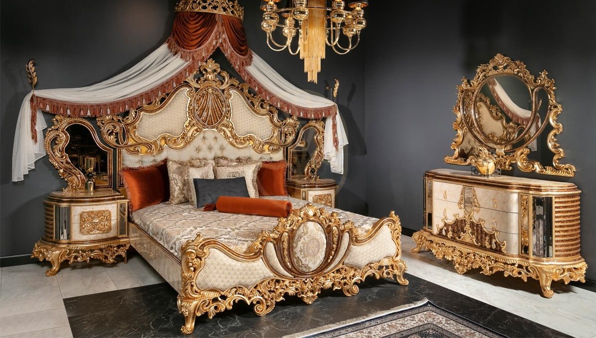 Royal Sanremo Hand Carved Teak King Size Bed, Saharanpur, view 2