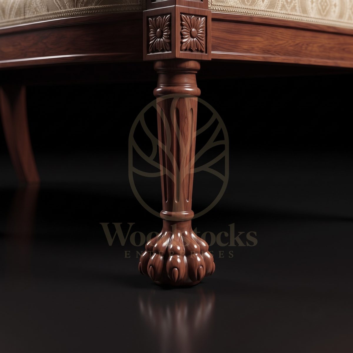 Hand Carved Teak Rue de Cléry Sentinel Canapé, Saharanpur, view 4