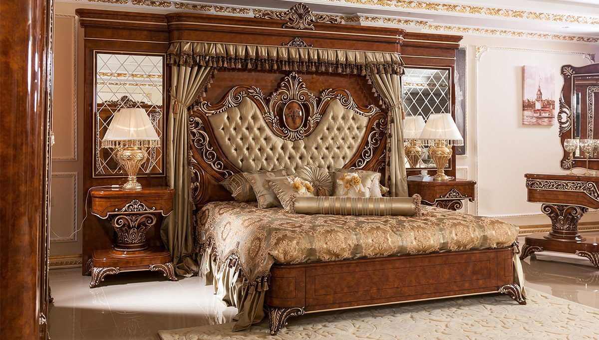 Royal Safir Hand Carved Teak King Size Bed, Saharanpur, view 9