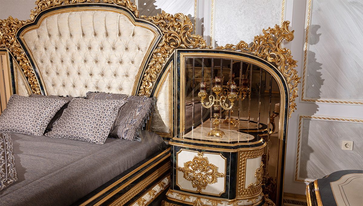 Royal Hunkar Hand Carved Teak King Size Bed, Saharanpur, view 4