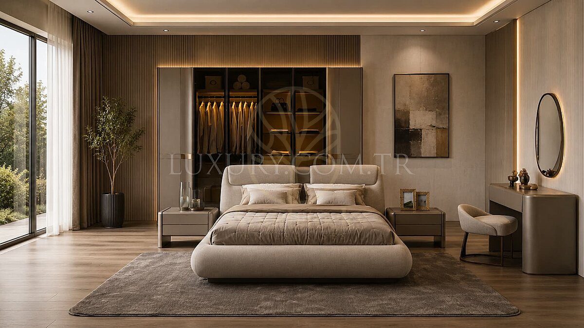 Luxury Pera Beige Handcrafted Teak King Size Bed, Saharanpur, King Size Bed