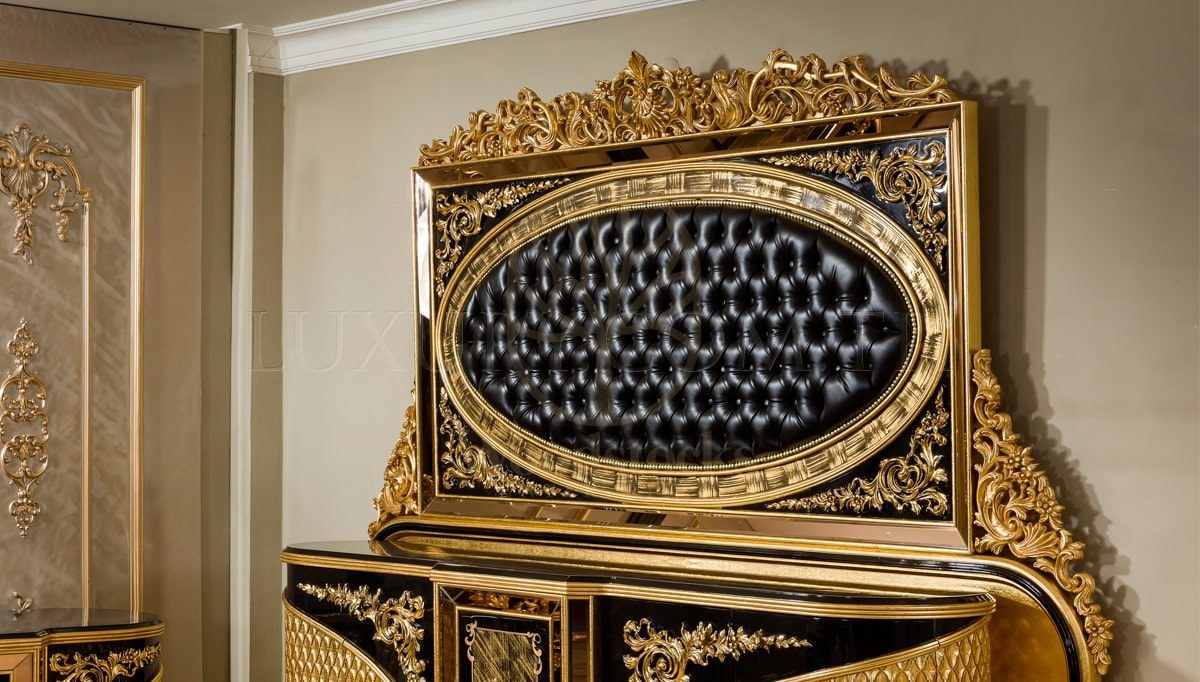 Royal Hazar Gold Leaf Hand Carved Teak Office Table, Saharanpur, view 10