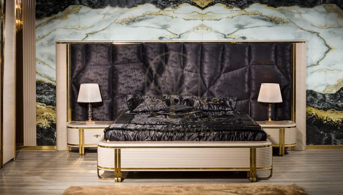 Luxury Melodika Handcrafted Teak King Size Bed, Saharanpur, view 3