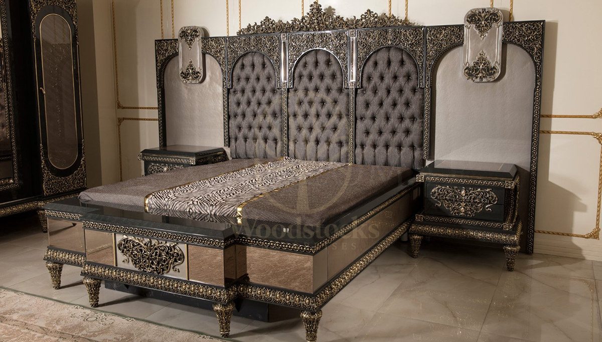 Royal Kraft Black Hand Carved Teak King Size Bed, Saharanpur, view 7