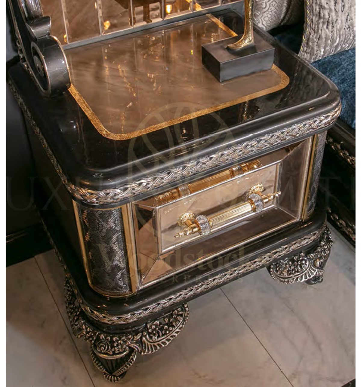 Royal Fidenza Hand Carved Teak King Size Bed, Saharanpur, view 10