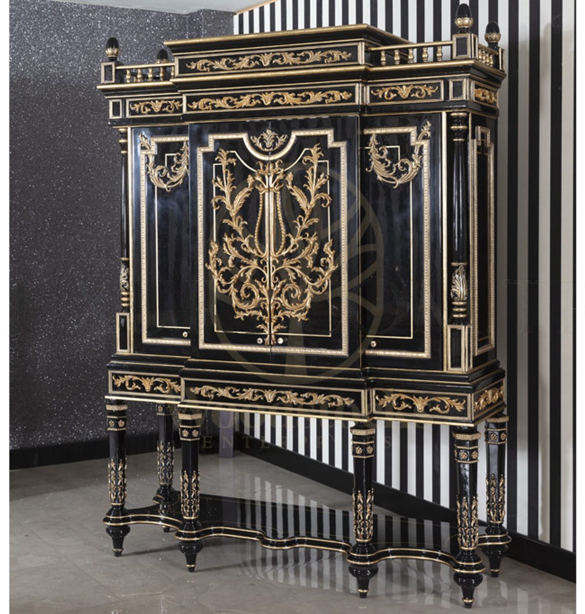 Royal Balamir Hand Carved Teak Dining Table Set, Saharanpur, view 2