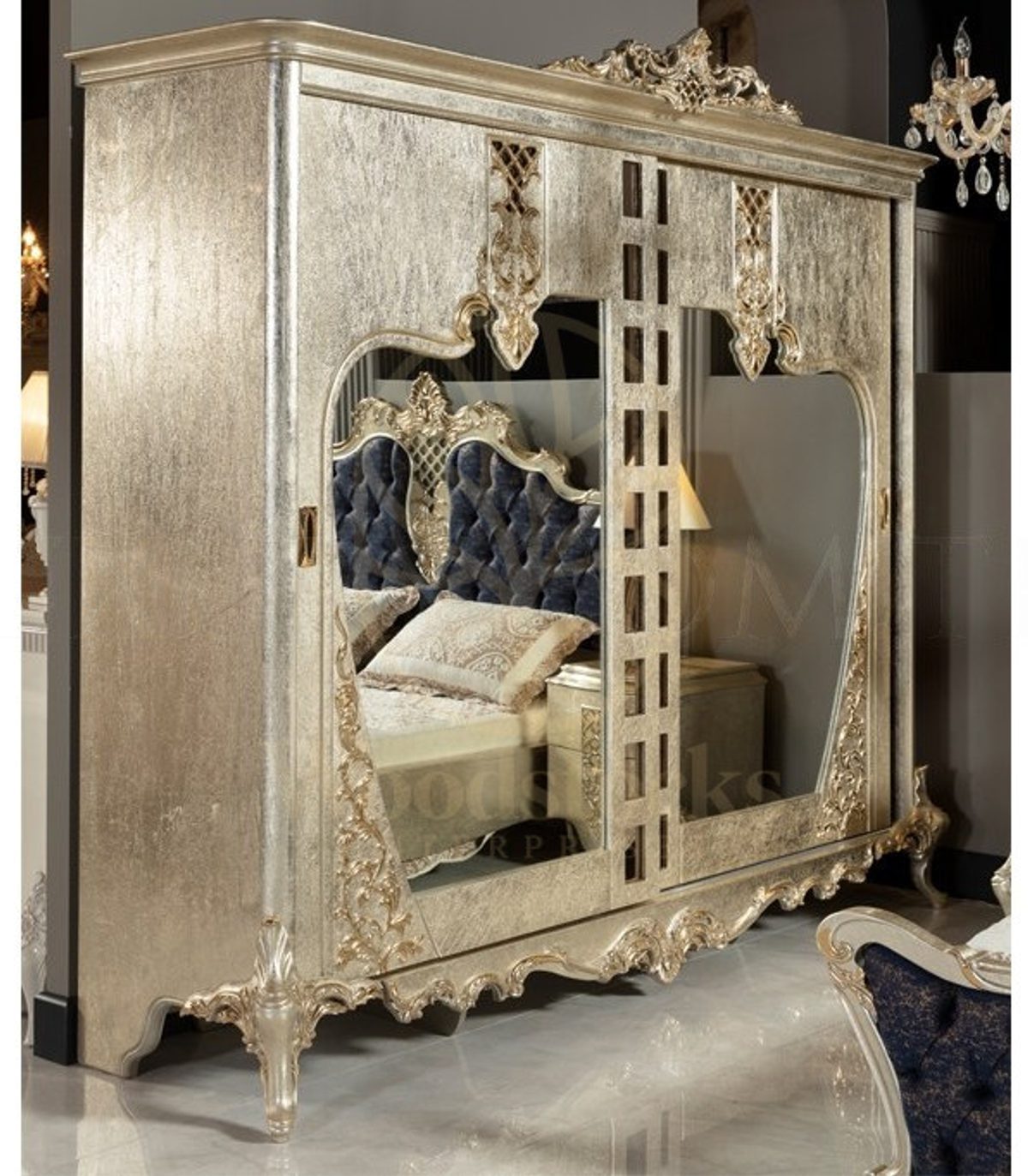 Royal Beyzade Hand Carved Teak King Size Bed, Saharanpur, view 8