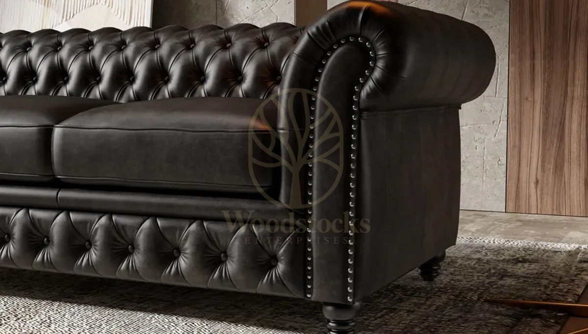 Royal Sofa Black Chesterfield Hand Carved Teak Sofa Set, Saharanpur, view 3