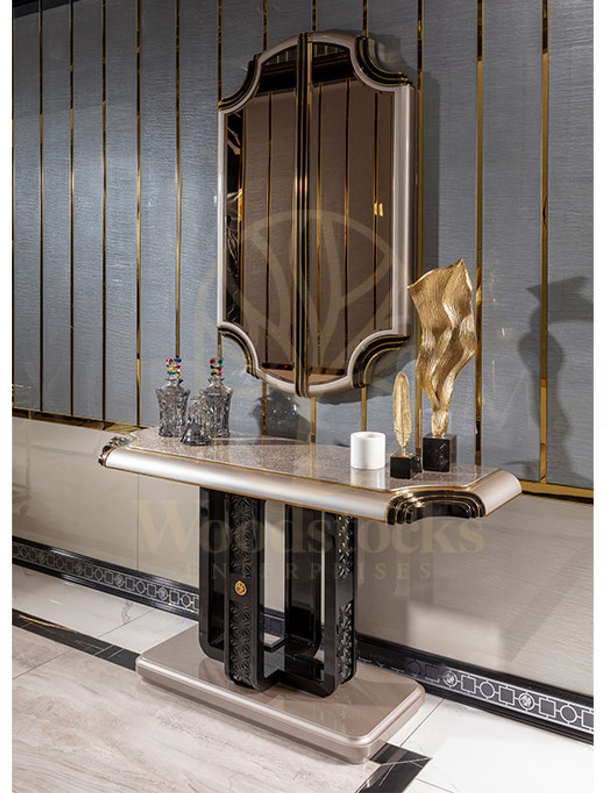 Royal Tortona Hand Carved Teak Dressing Table, Saharanpur, Dressing Table