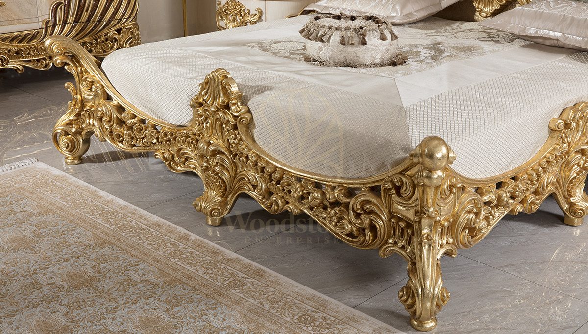 Royal Sparta Hand Carved Teak King Size Bed, Saharanpur, view 4
