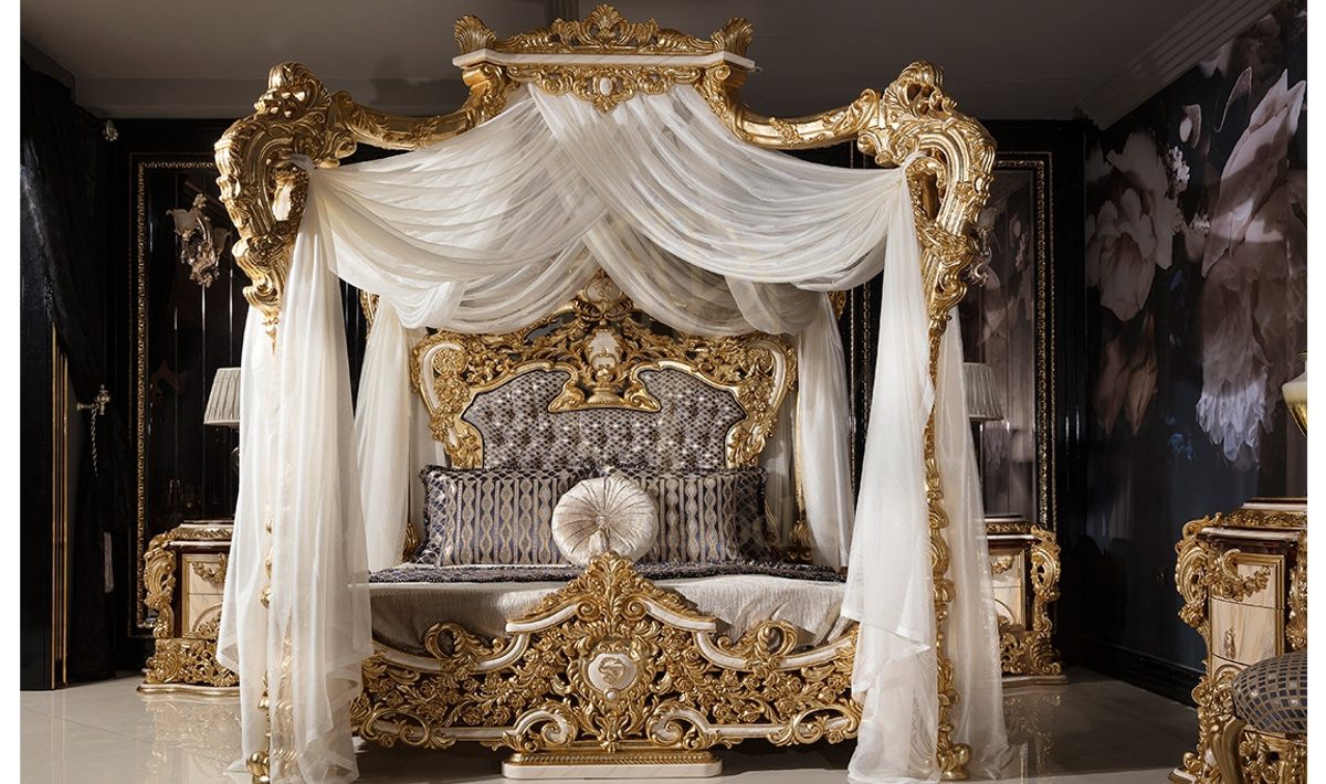 Royal Luxe Hand Carved Teak King Size Bed, Saharanpur, view 8