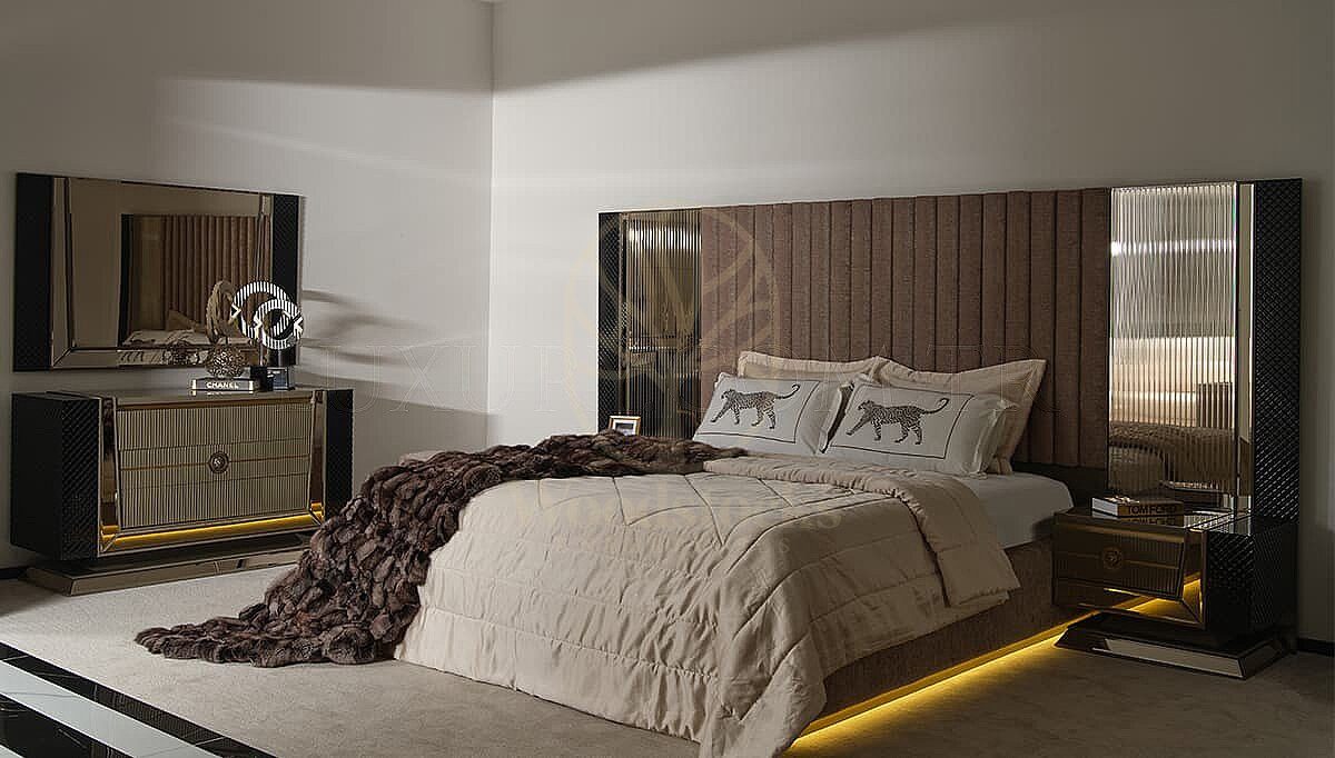 Luxury Noble Handcrafted Teak King Size Bed, Saharanpur, King Size Bed