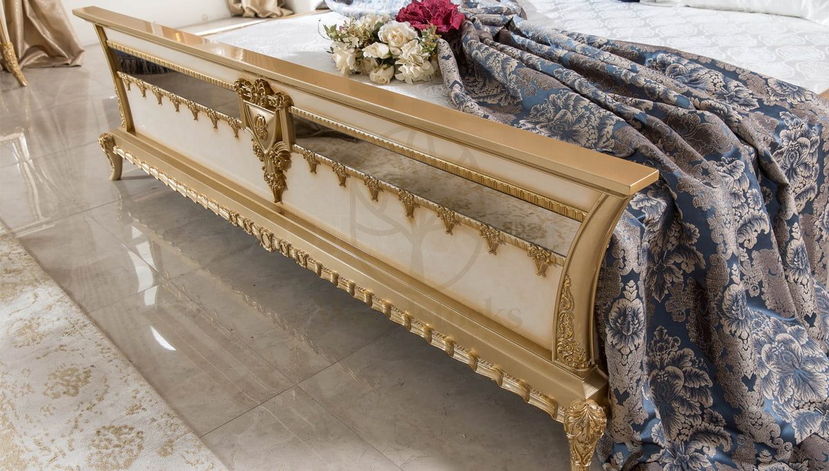 Royal Tuvalya Cream Hand Carved Teak King Size Bed, Saharanpur, view 7
