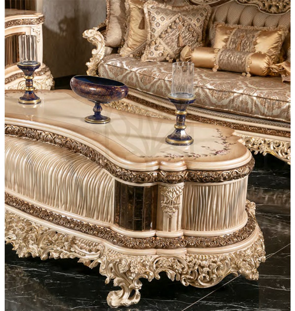 Royal Levante Hand Carved Teak Sofa Set, Saharanpur, view 3