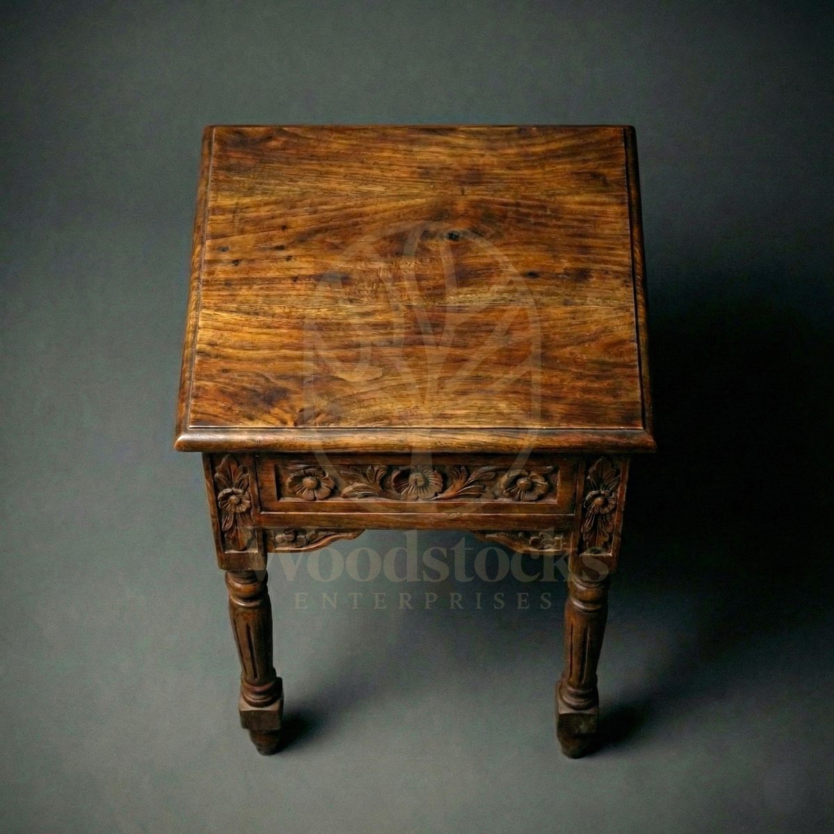 Luxury Teak Anglo-Indian Floral Frieze Side Table, Saharanpur, view 4