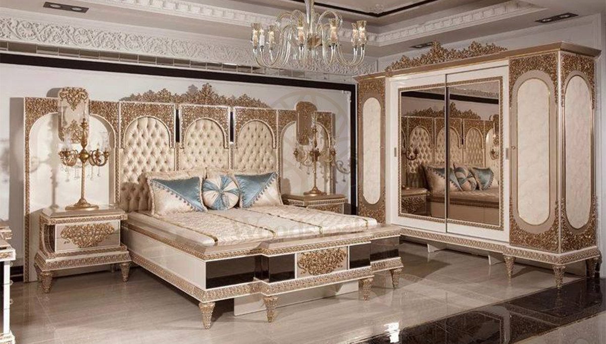 Royal Kraft Hand Carved Teak King Size Bed, Saharanpur, King Size Bed