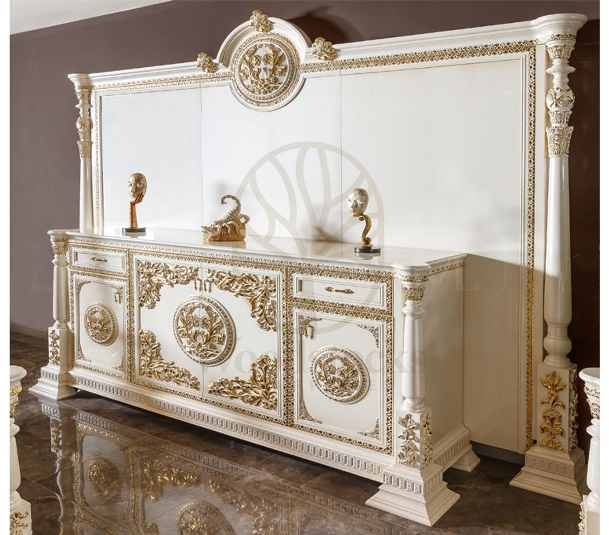 Royal Saheste Cream Hand Carved Teak Office Table, Saharanpur, view 2