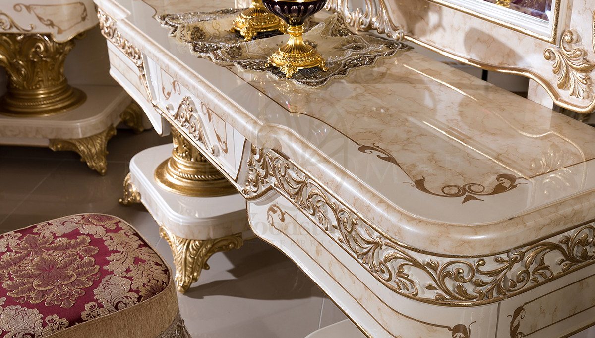 Royal Safir Hand Carved Teak King Size Bed II, Saharanpur, view 7