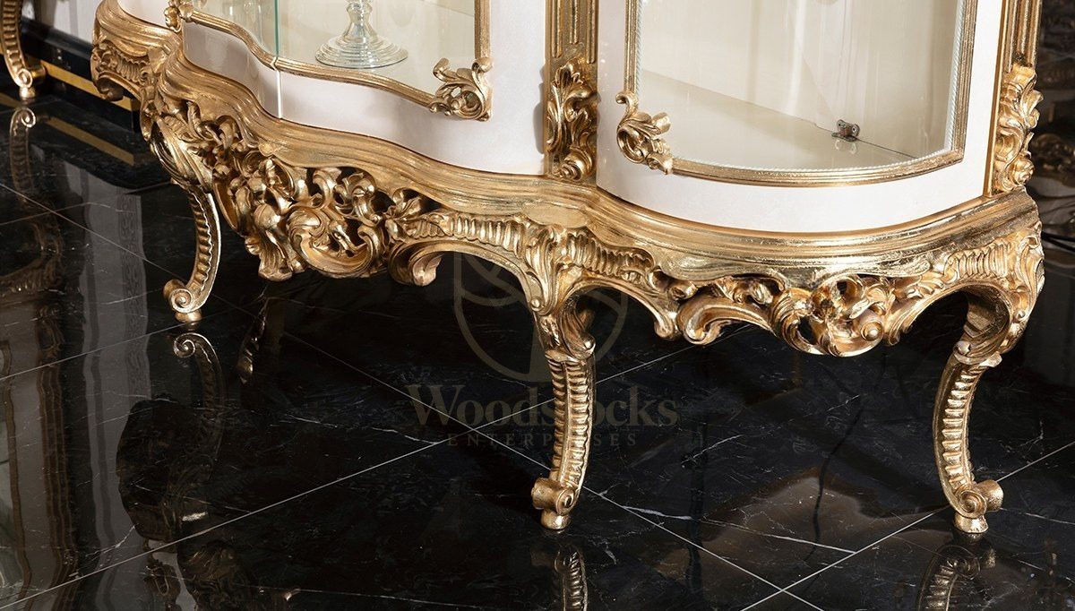 Royal Veliaht Hand Carved Teak Dining Table Set, Saharanpur, view 7