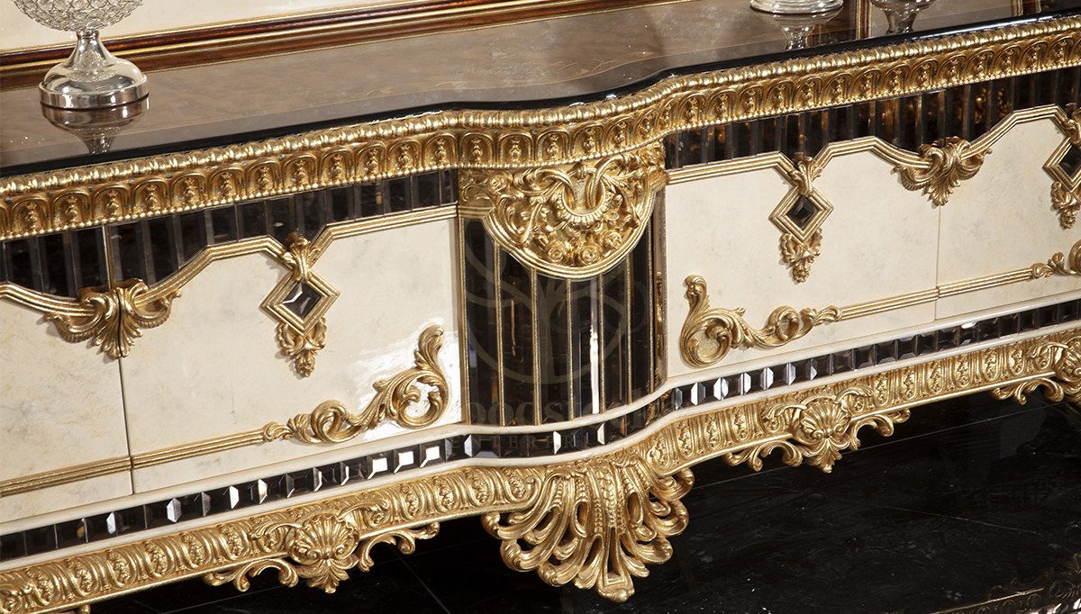 Royal Payitaht Hand Carved Teak TV Cabinet, Saharanpur, view 3