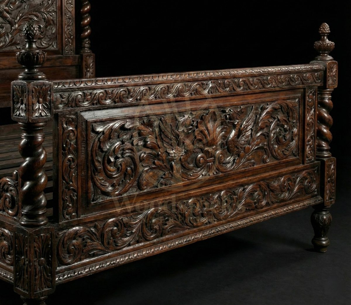 Royal Hand Carved Teak Imperial Crest Bed, Saharanpur, view 4