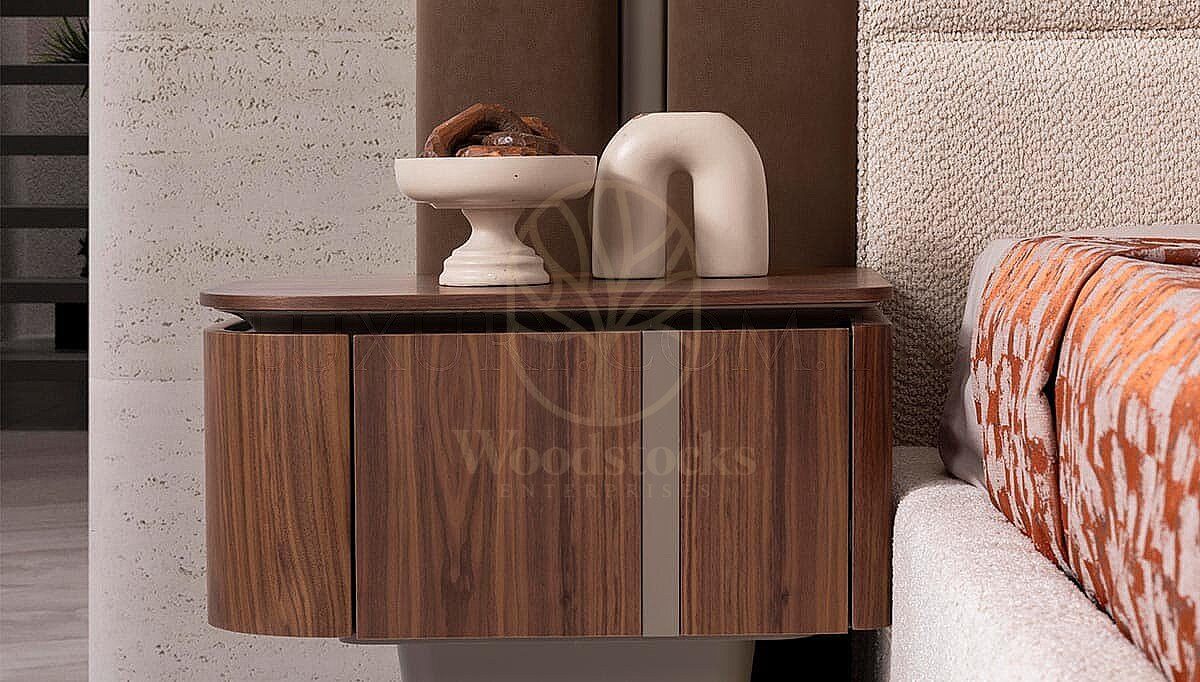 Luxury Diamond Handcrafted Teak King Size Bed, Saharanpur, view 2