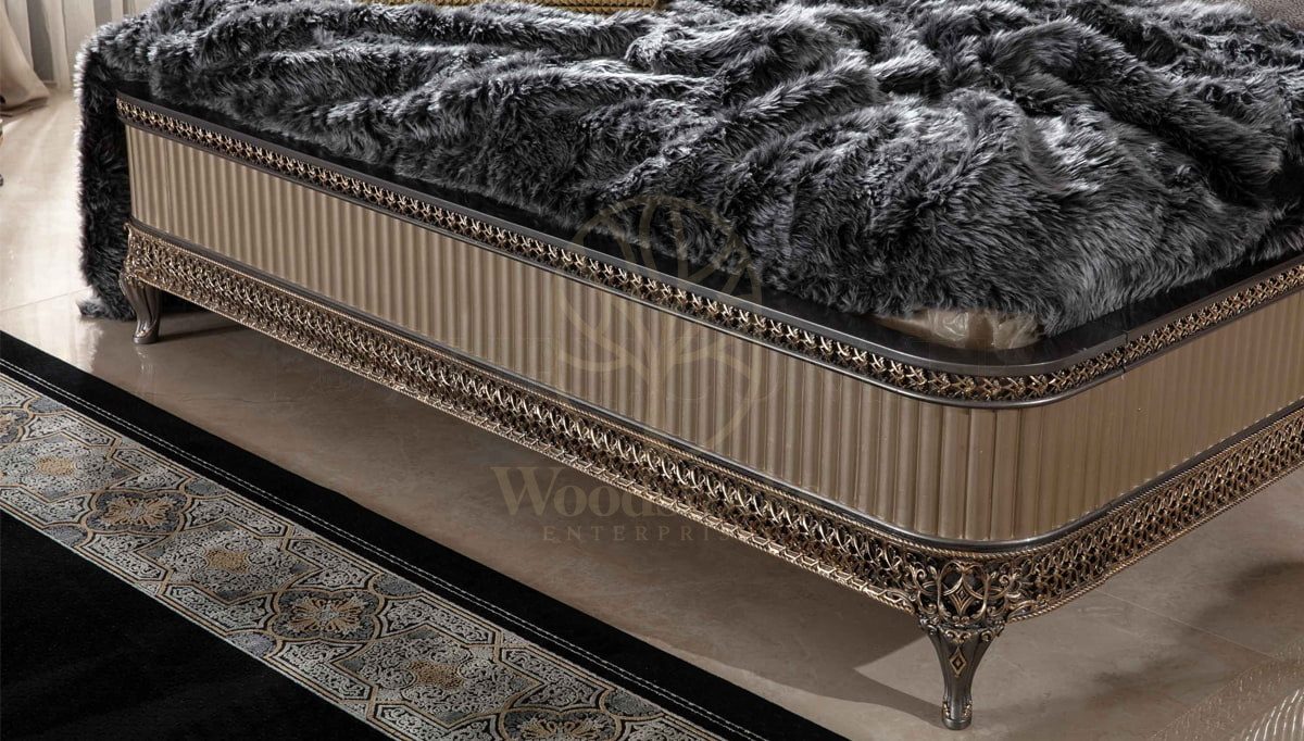 Royal Jersey Grey Hand Carved Teak King Size Bed, Saharanpur, view 7