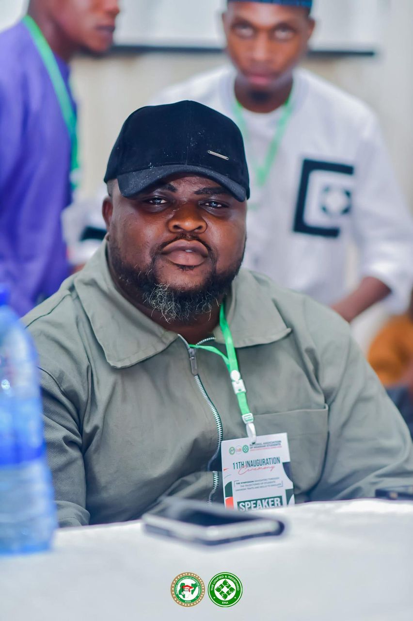 Leader Akinteye Babatunde