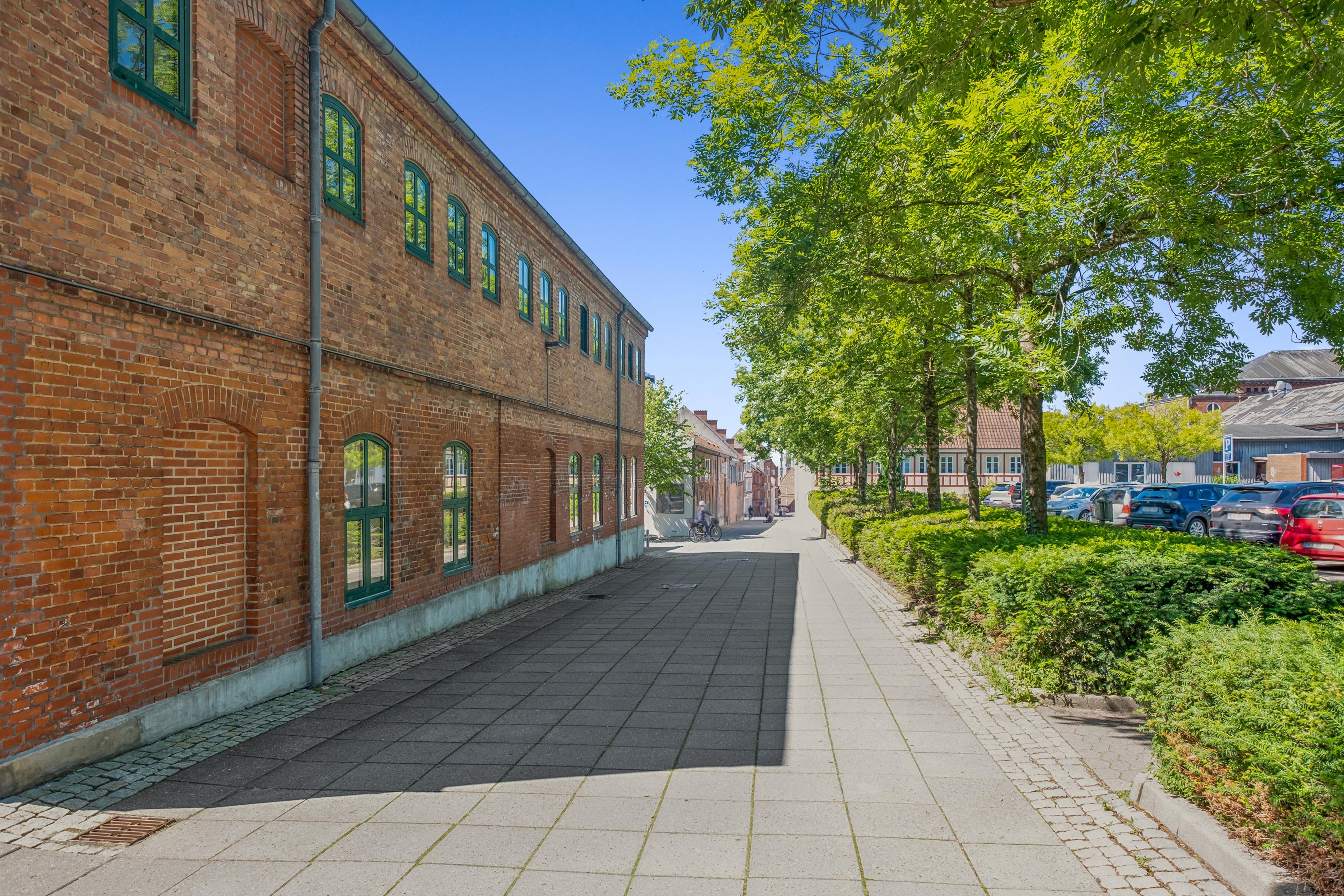 Tobaksgården 3, st. tv. – Kontor/kliniklejemål 