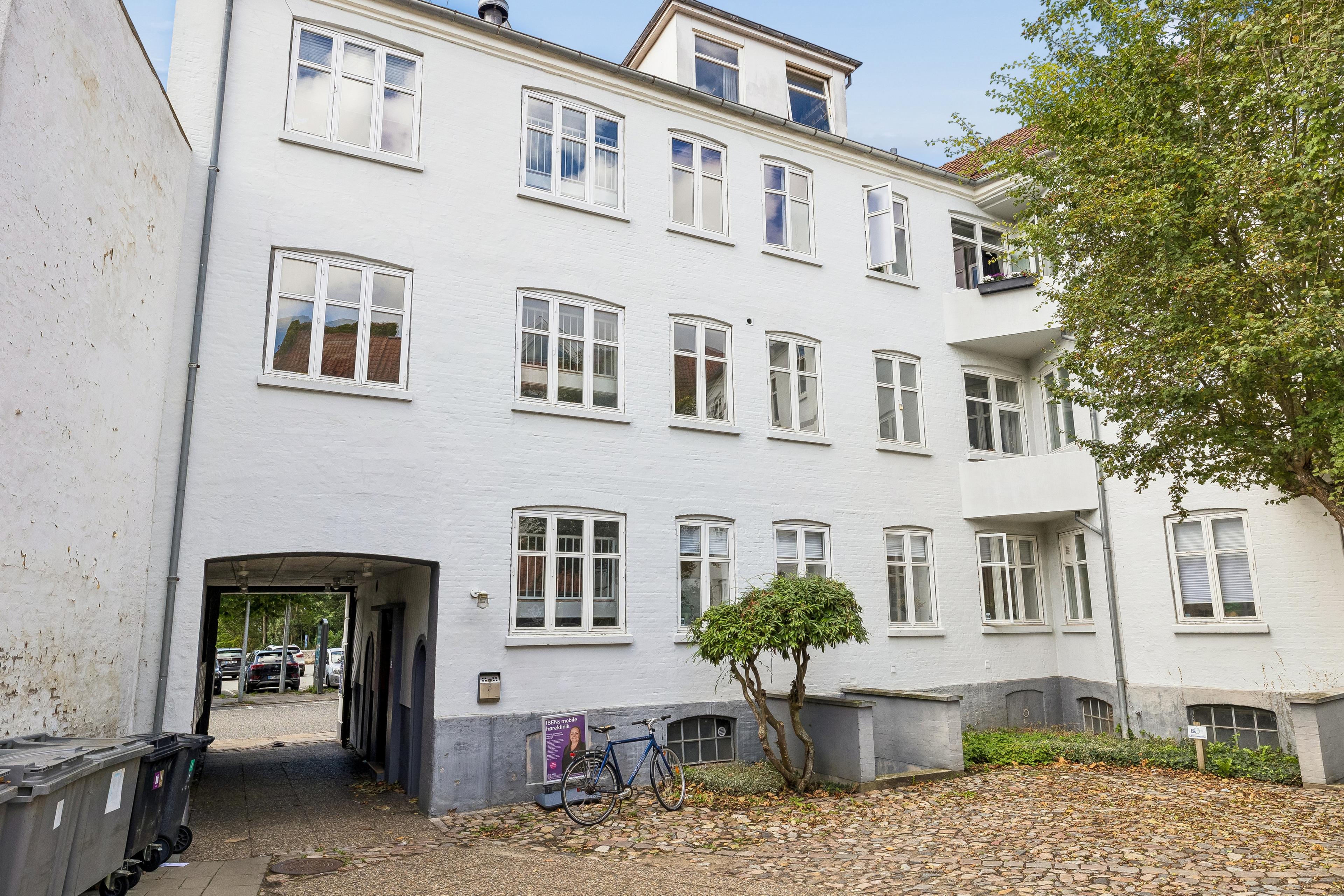 Vestergade 10, 1. tv.