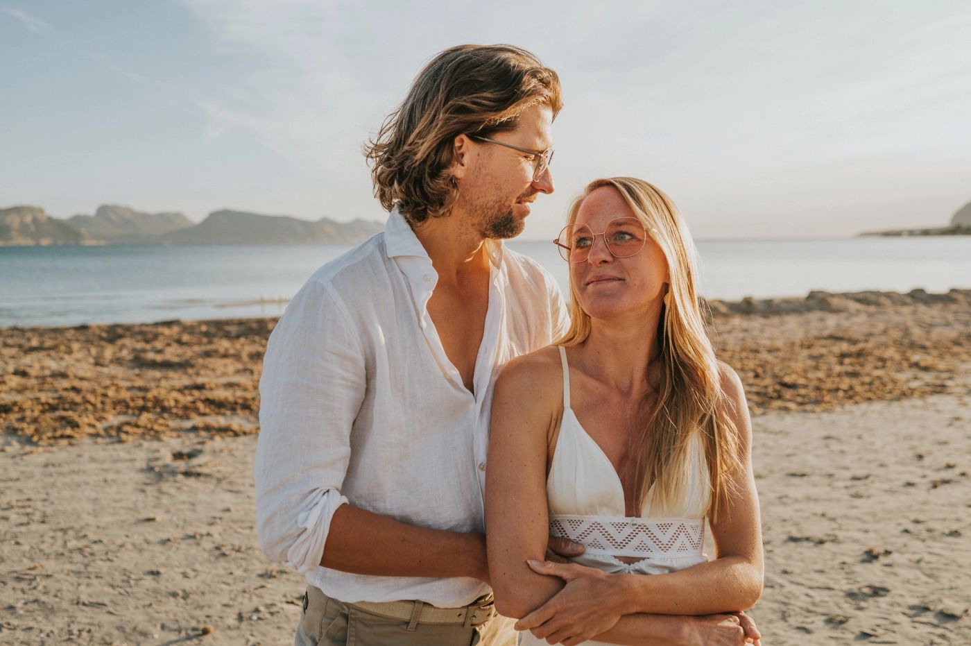 Stilvolle Brillenfotografie auf Mallorca - Image 9