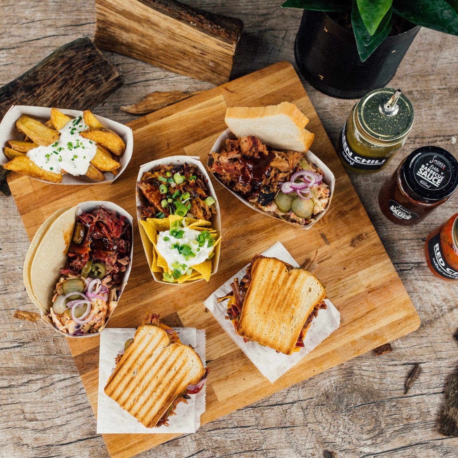 Authentische Produkt- und Reportagefotos für Smoked Barbecue - Image 63
