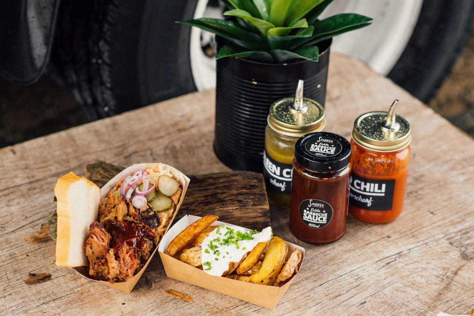 Authentische Produkt- und Reportagefotos für Smoked Barbecue - Image 64
