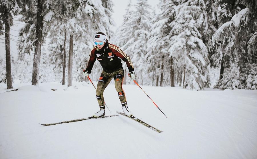 Portraitfotos Biathletin Julia Belger