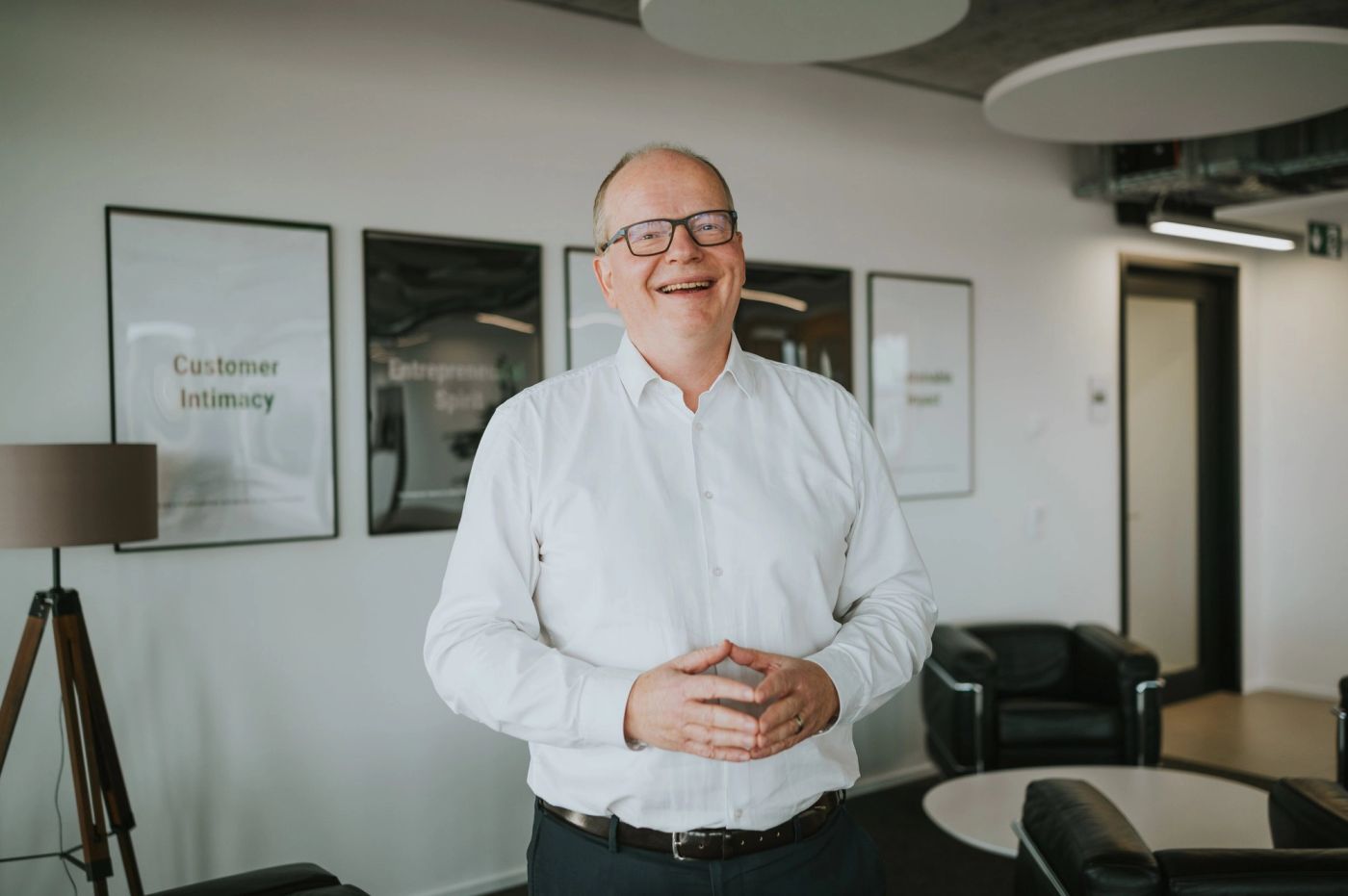 Professionelle Portraits für Landis+Gyr Abteilungsleiter - Image 42